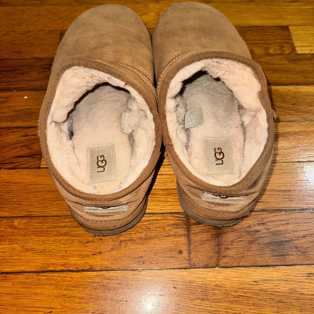 UGG Women’s Size 11 Chestnut Suede Shearling Slippers - Picture 2 of 10